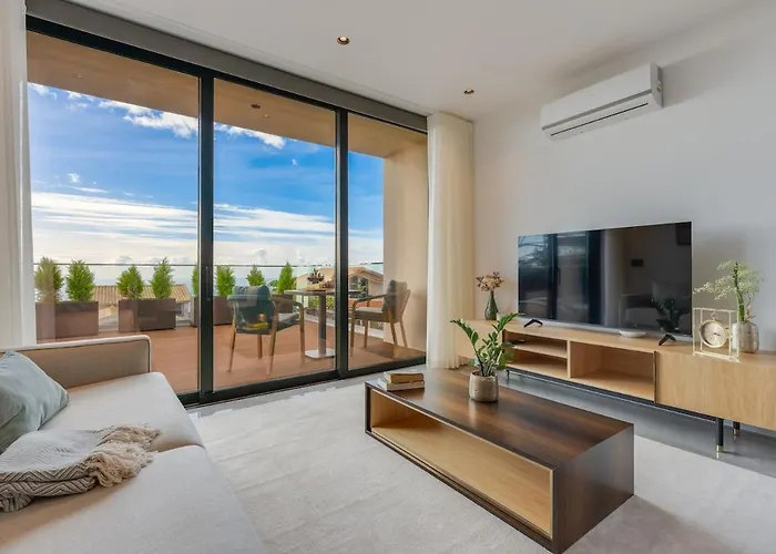 Villa Bhf Residences Luxe Sunset Arco da Calheta (Madeira)